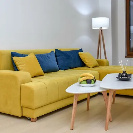 Lux Flatiron * Skopje