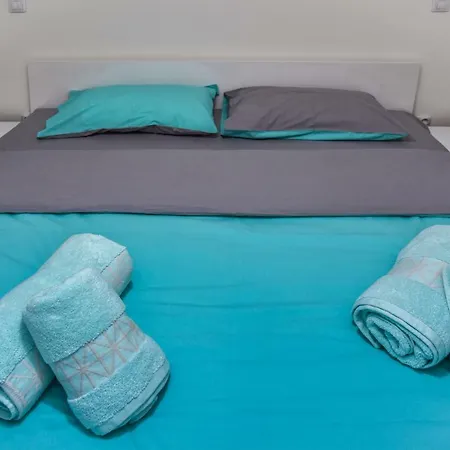 Lux Flatiron * Skopje