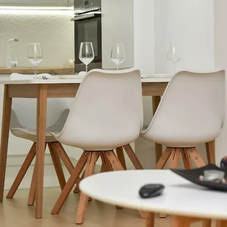 Lux Flatiron * Skopje