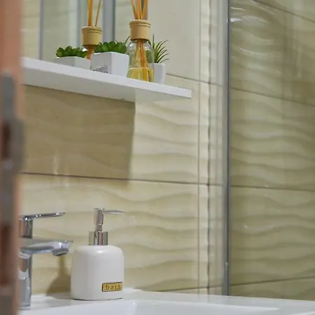 Lux Flatiron * Skopje