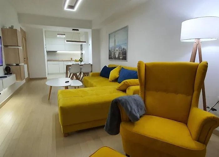 Lux Flatiron * Skopje