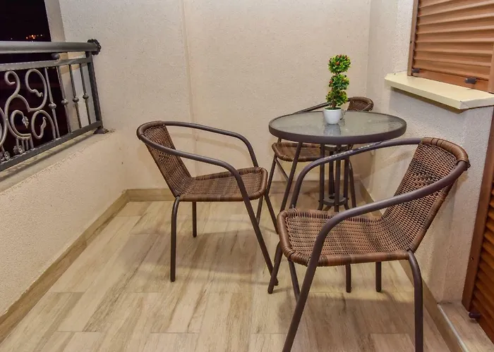 Lux Flatiron Apartment