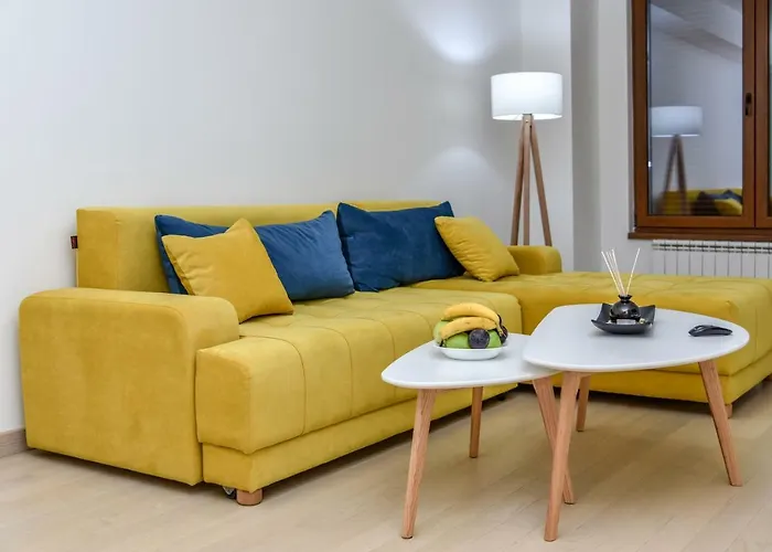 Lux Flatiron * Skopje