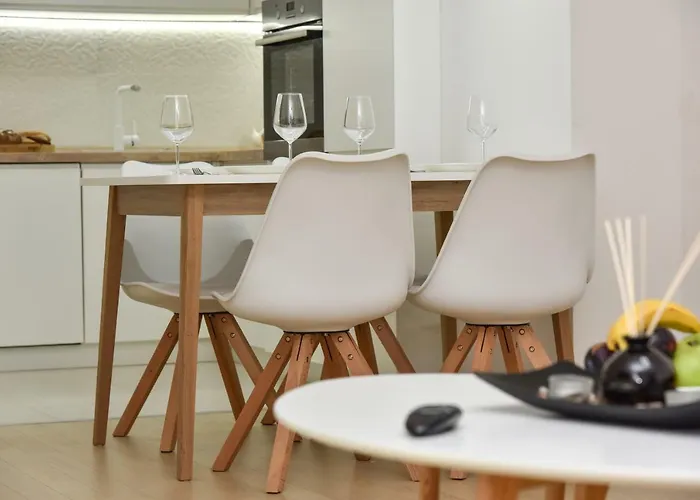 Lux Flatiron * Skopje